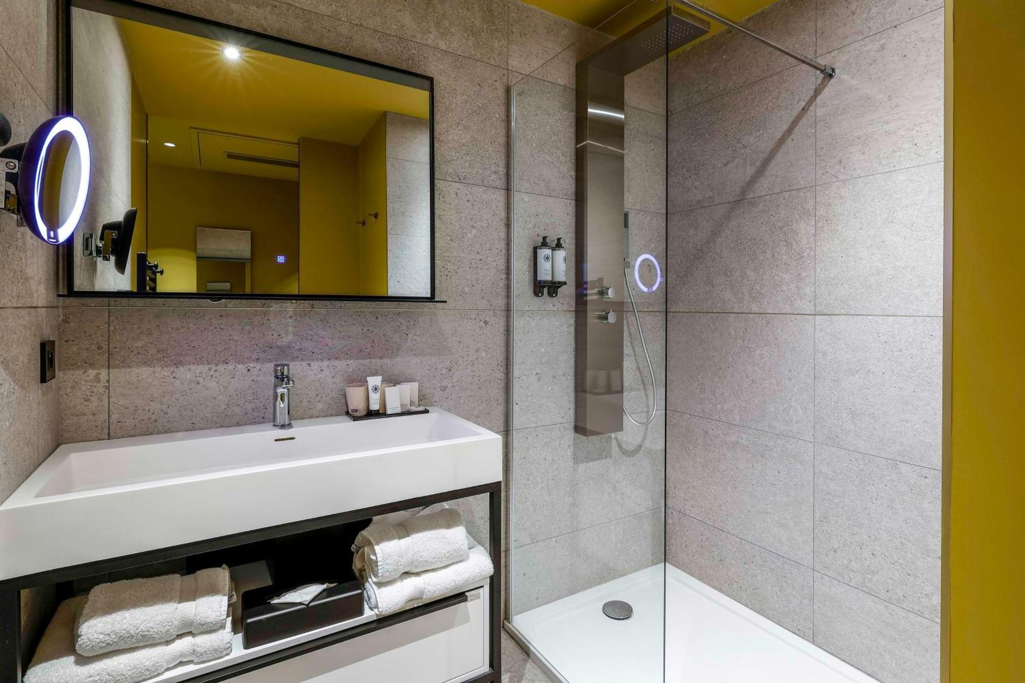 Leprince Hotel Spa; Best Western Premier Collection Le Mans Buitenkant foto