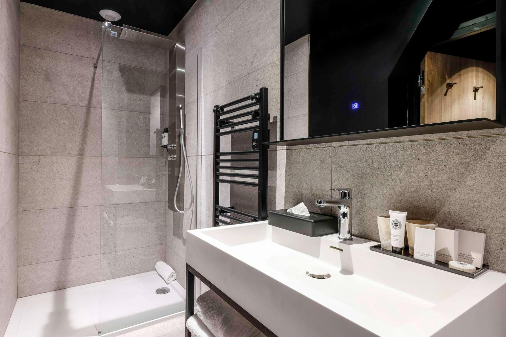 Leprince Hotel Spa; Best Western Premier Collection Le Mans Buitenkant foto